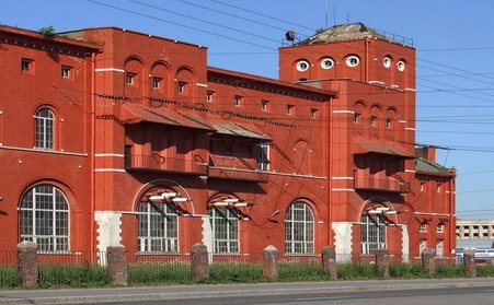 Здание главной подстанции на Полюстровском проспекте